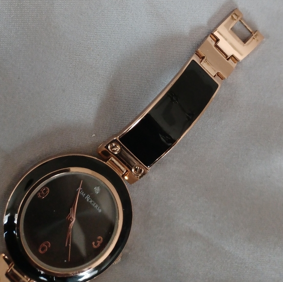Kim Rogers black and gold bracelet watch timepiece love screw model 62136 - Picture 2 of 7